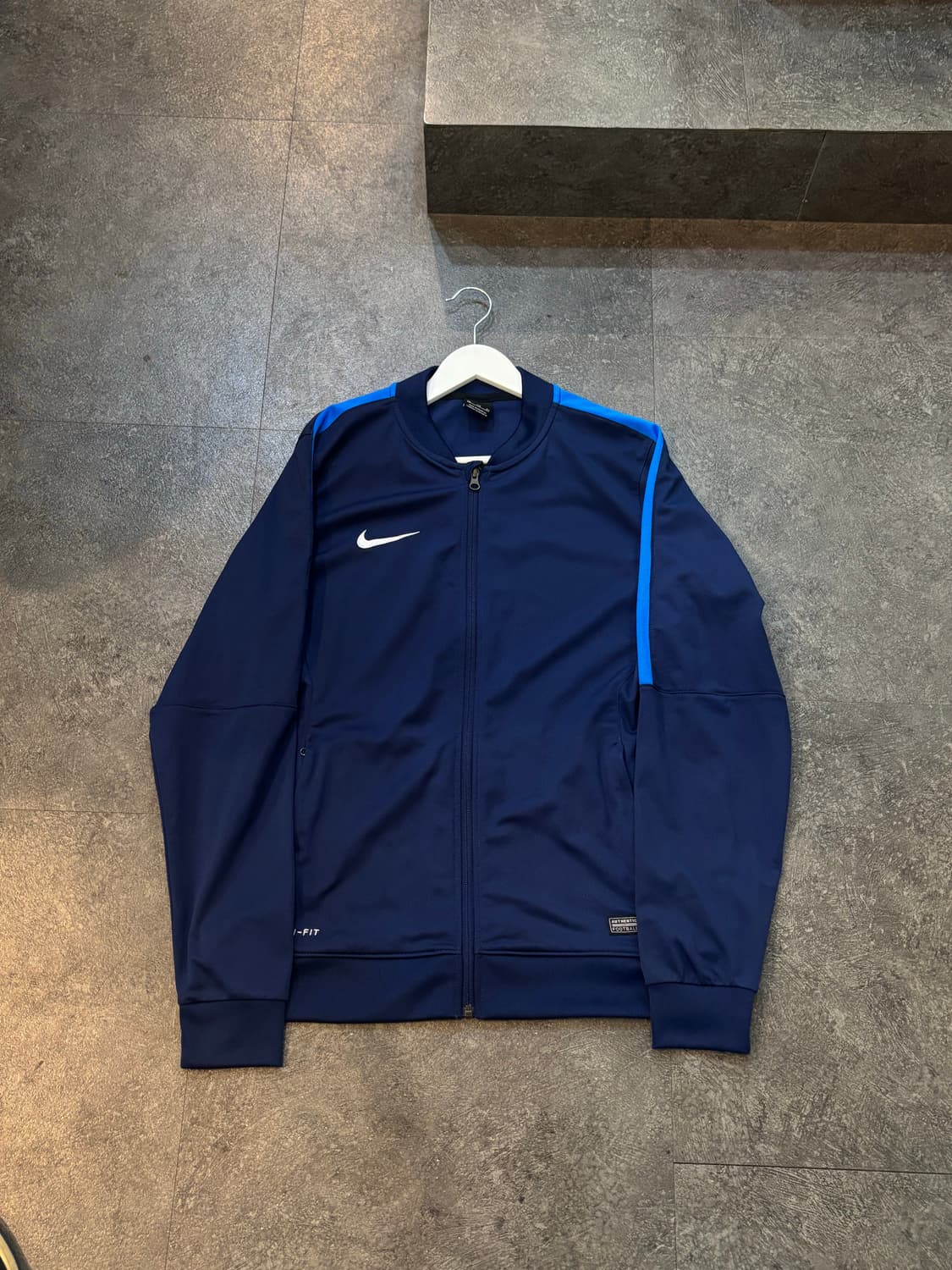 나이키 드라이핏 트레이닝 져지 집업 110사이즈 상품이미지2