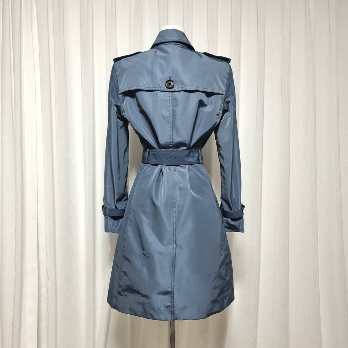 버버리 런던 개버딘 벨티드 트렌치코트 Coal Blue 영국산 /드라이완 상품이미지4