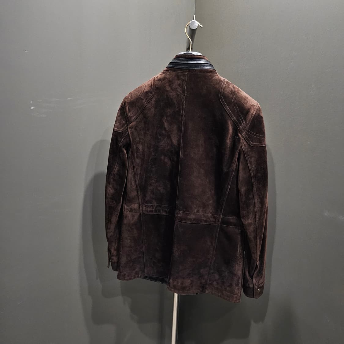 톰포드 모터사이클 금장버튼 스웨이드 레더트리밍 가죽자켓 상품이미지4