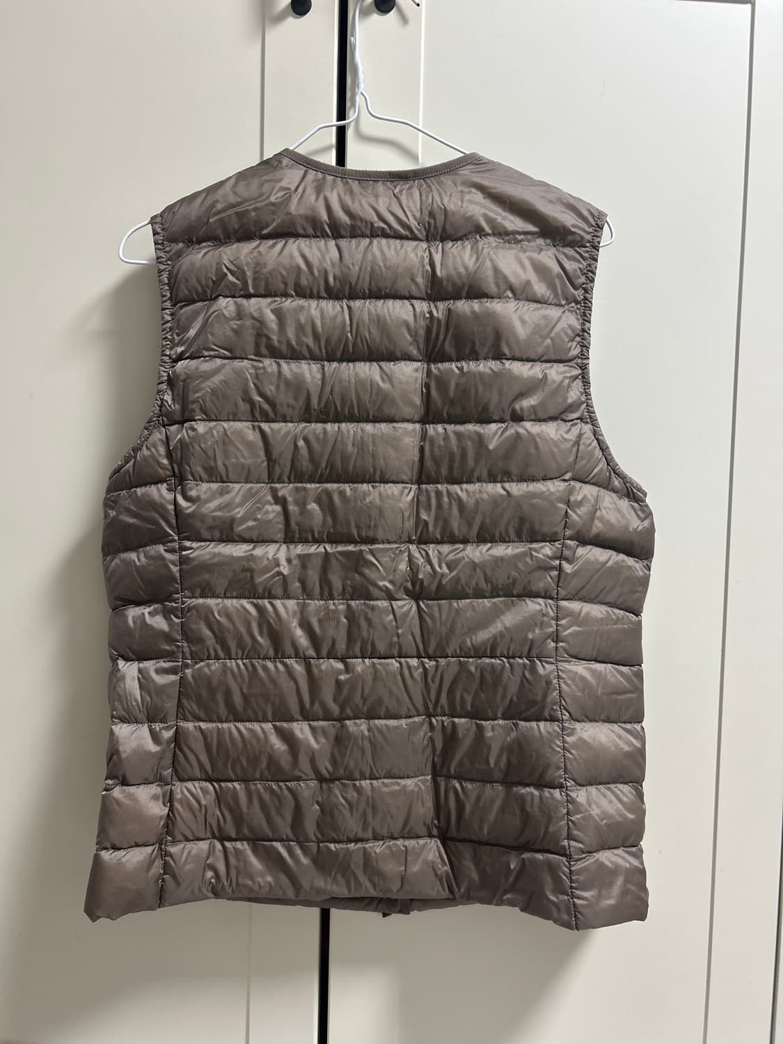 유니클로 경량패딩조끼 여성 XL 상품이미지3