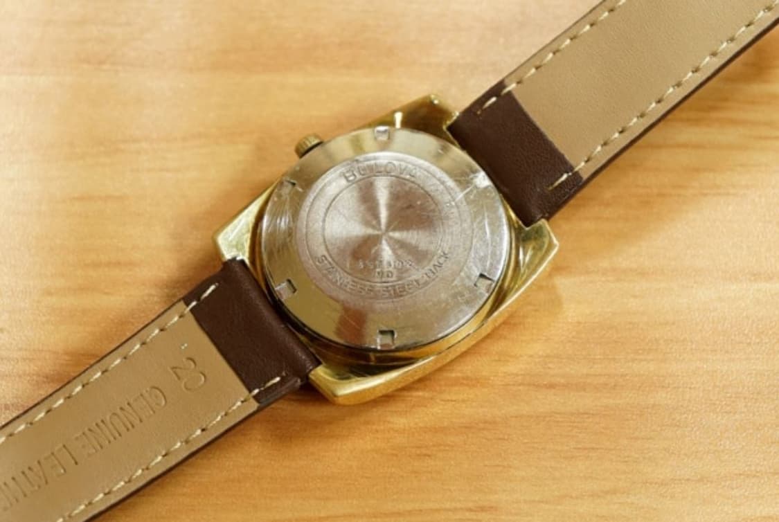 70s 부로바 옥타곤 프레임 금장 오토매틱 시계  상품이미지6