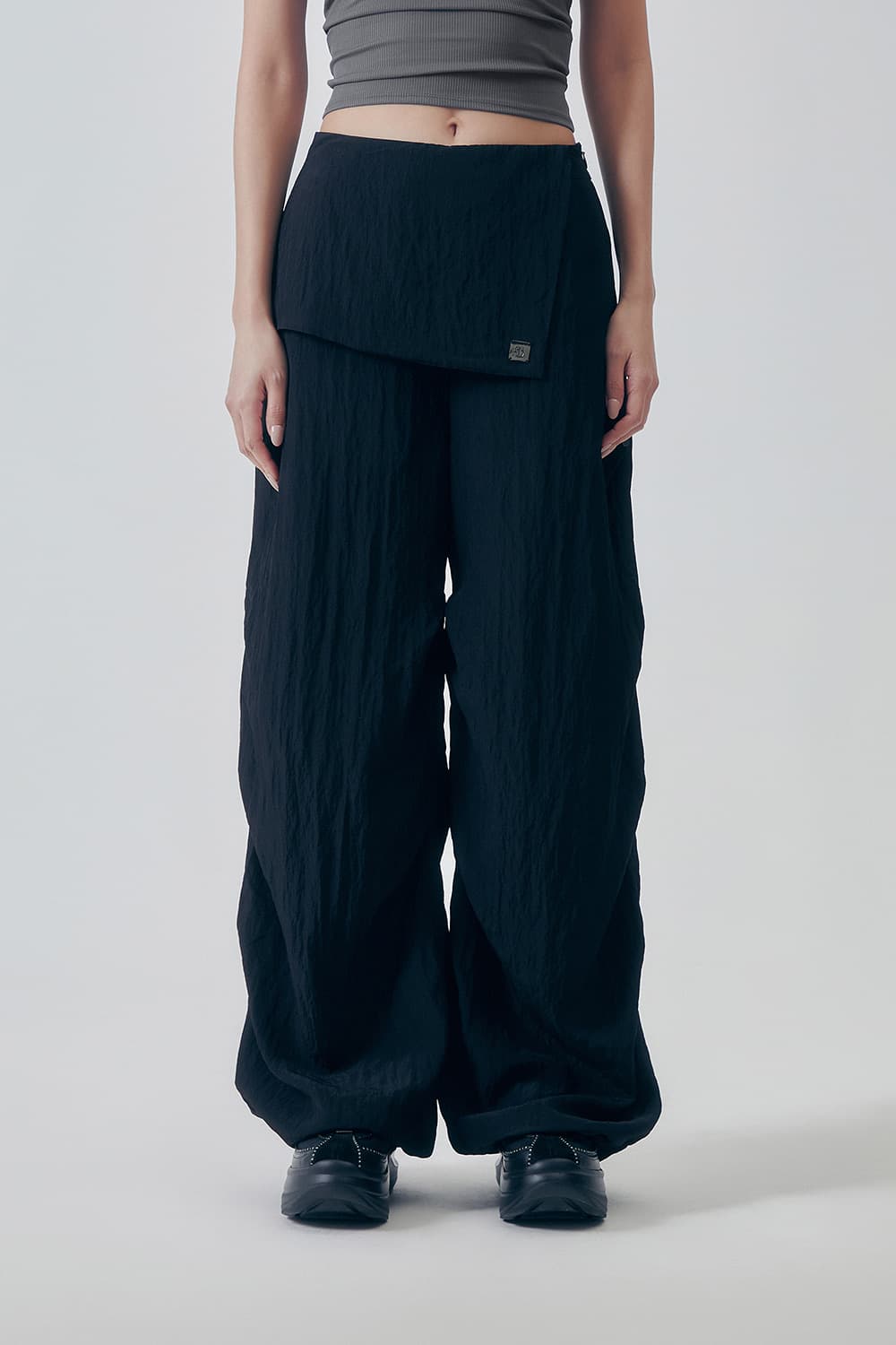 [1] 트리밍버드 Featherlight Pintuck Pants 상품이미지1