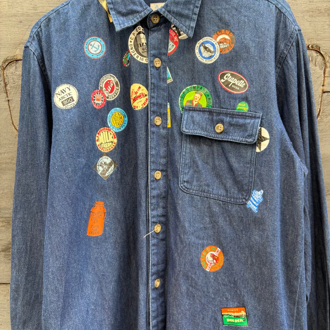 씨피컴퍼니 데님 멀티 패치 셔츠 상품이미지3