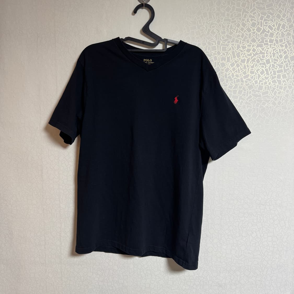 폴로 브이넥 반팔티 팝니다 상품이미지1