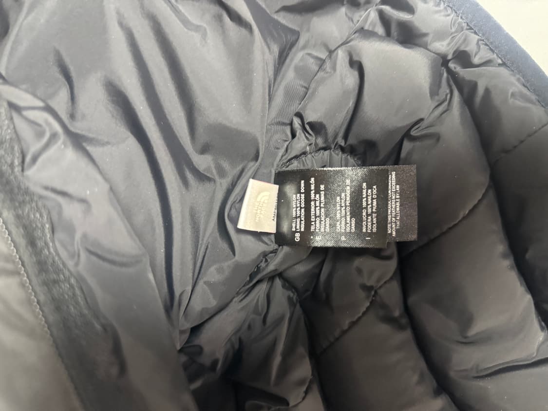 노스페이스 서밋 패딩 베스트 M / 올블랙 데일리 아우터 상품이미지6