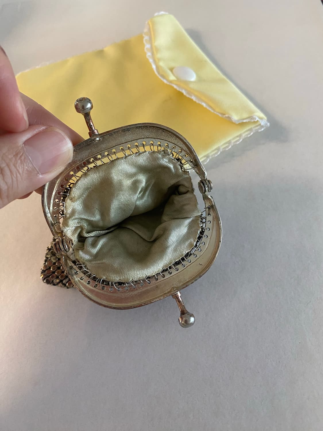 일본 빈티지 메탈 동전 악세사리 지갑 + 파우치 상품이미지5