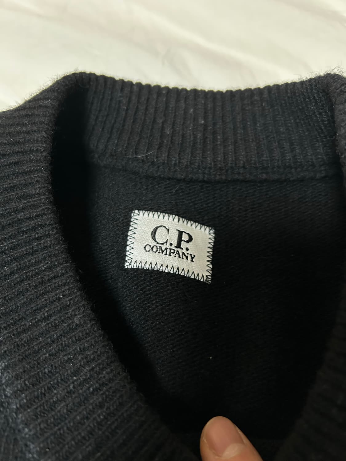 cp company  블랙 울 니트 52(105) 상품이미지3