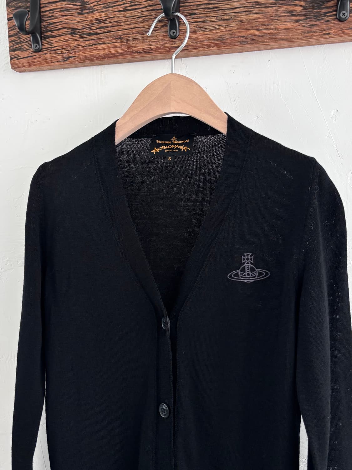 Vivienne Westwood 비비안웨스트우드 블랙 로고 롱 가디건  상품이미지4