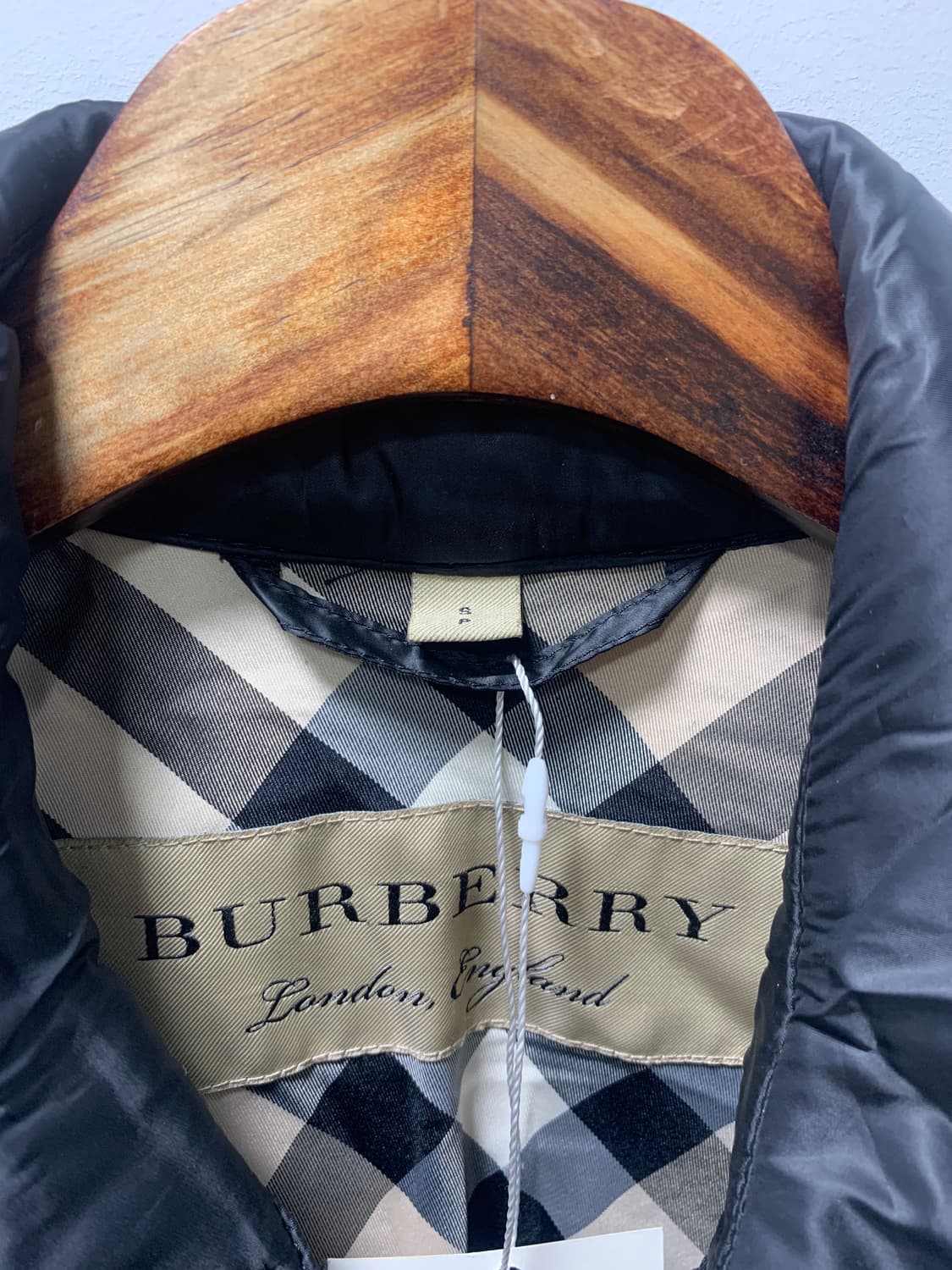 Burberry London Quilted Down Coat 상품이미지2
