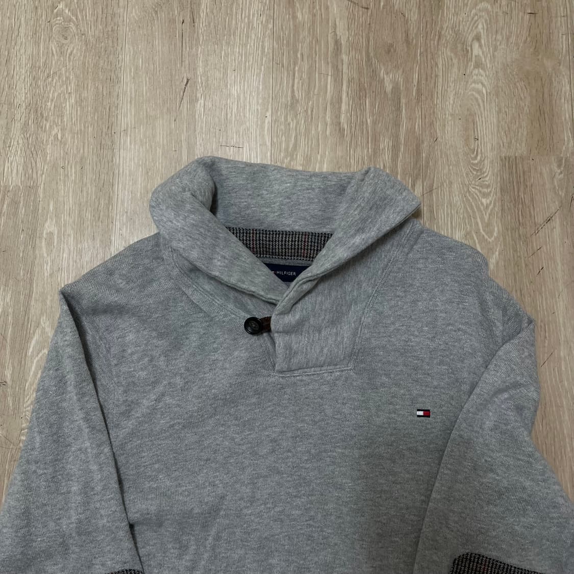 타미힐피거 클래식 엘보 패치 로고 숄카라 니트 M(95) 상품이미지4