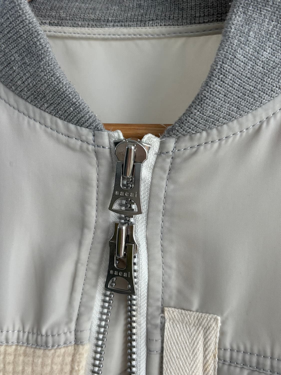 Sacai 사카이 그레이 패널 봄버 자켓 상품이미지8