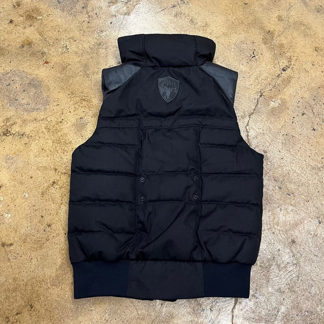 [정품/xs] nobis 노비스 블랙 패딩 조끼 b10 상품이미지3