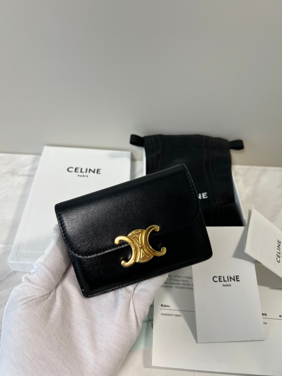 셀린느 샤이니 카프스킨 플랩 카드지갑 상품이미지1