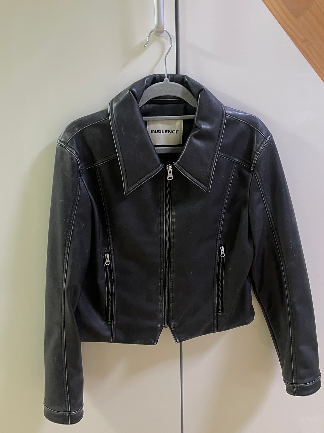 인사일런스 워시드 에코 레더 점퍼 상품이미지1