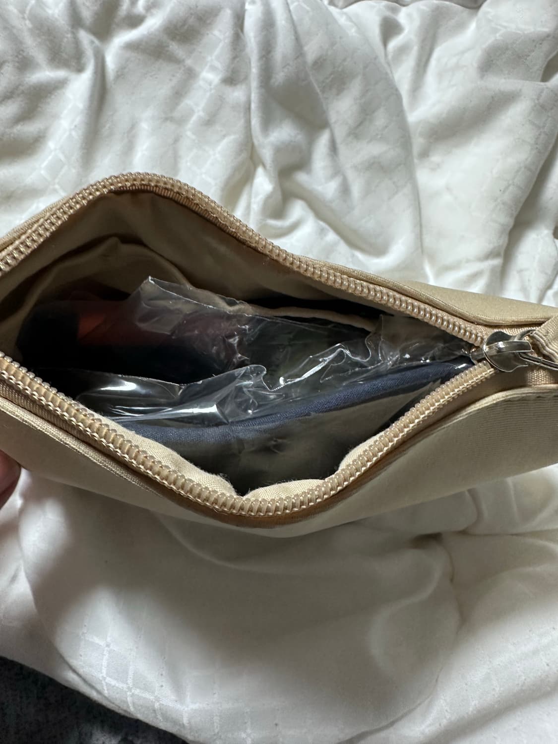 록시땅 수면 안대+대한항공 일등석 어메니티들 상품이미지9