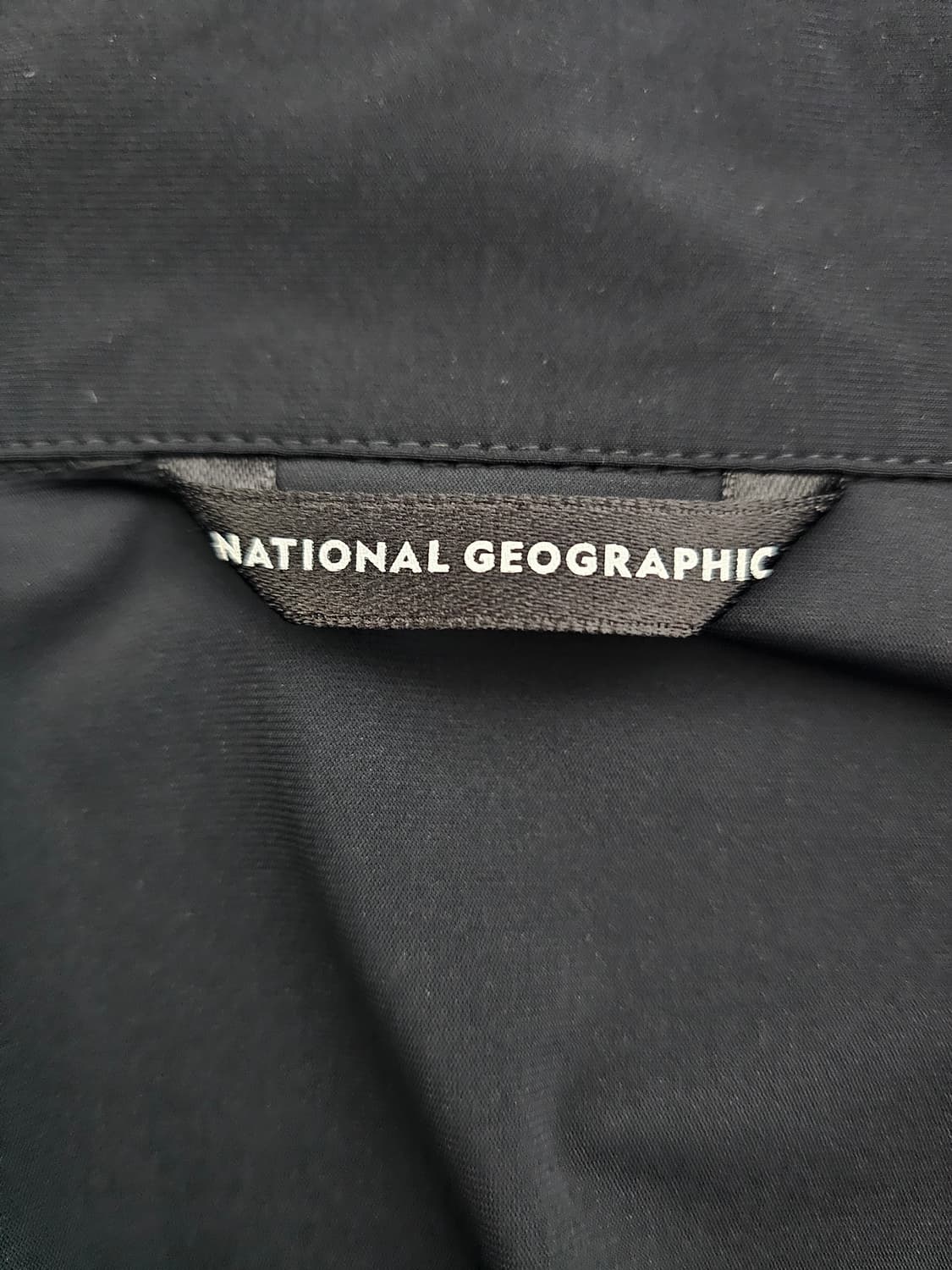 내셔널지오그래픽 블랙 바람막이 자켓 105 상품이미지3