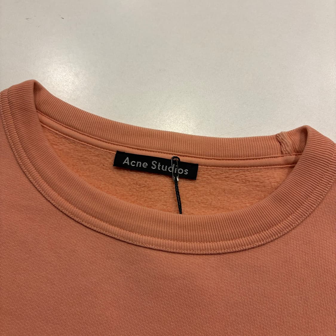 [S] 아크네 스튜디오 페어뷰 맨투맨 피치 B361 상품이미지5