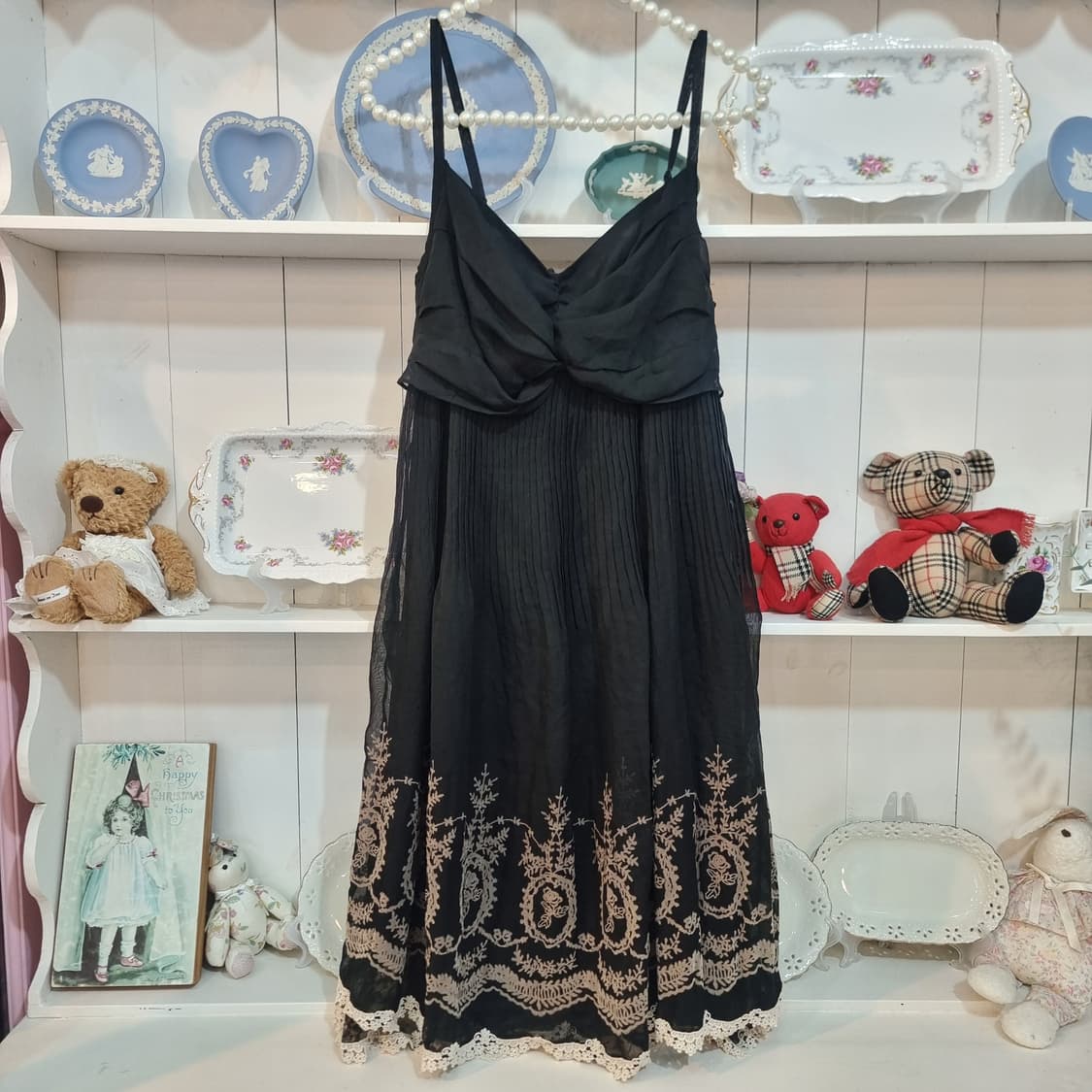 axes femme(엑시즈 팜므) 블랙 레이스 자수 슬립 원피스 상품이미지1