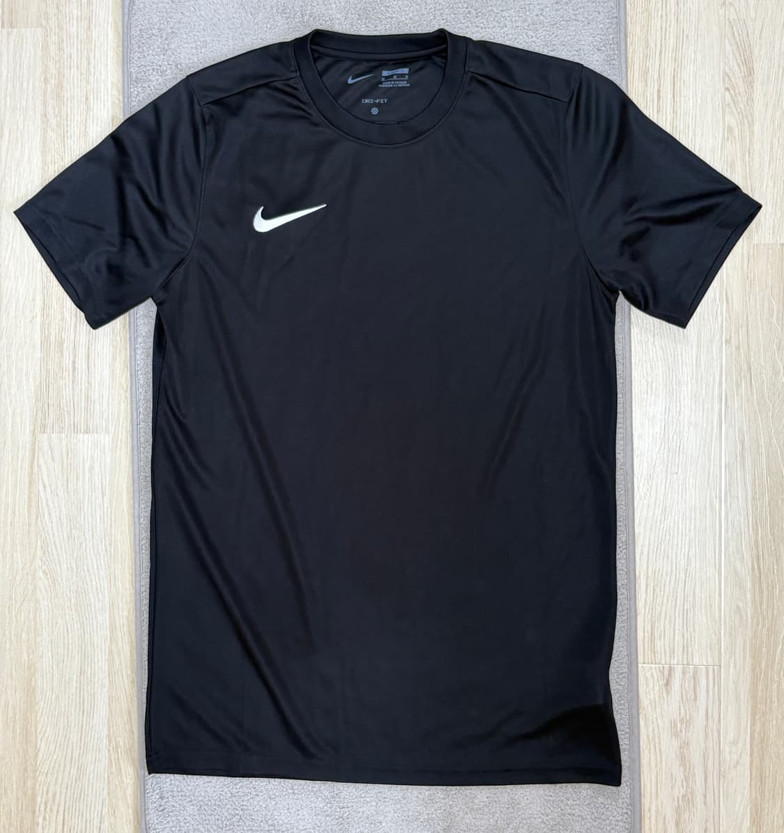 [S급] 나이키 드라이핏 검정 반팔 티셔츠 M 상품이미지1