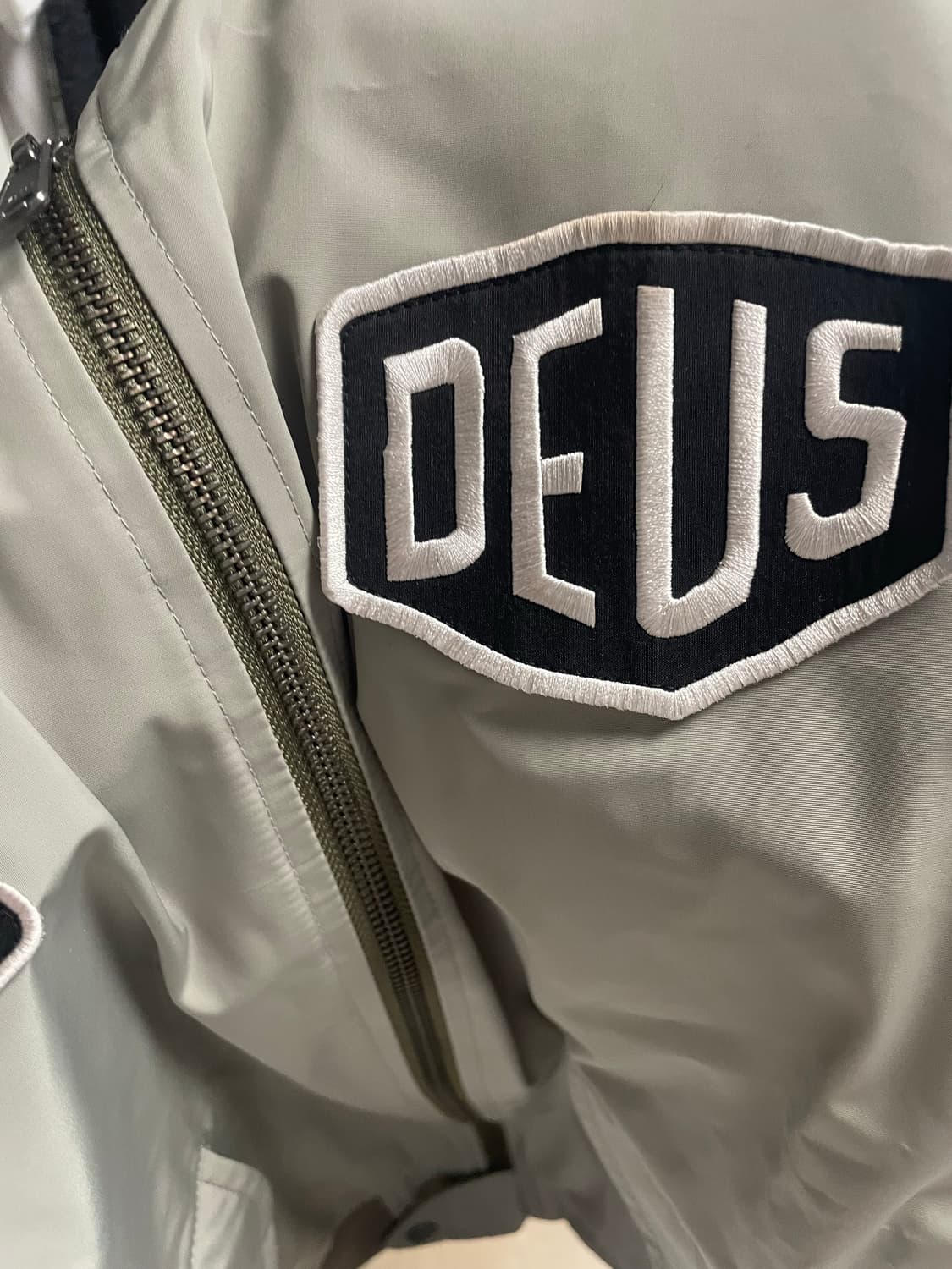 데우스 항공점퍼 상품이미지5