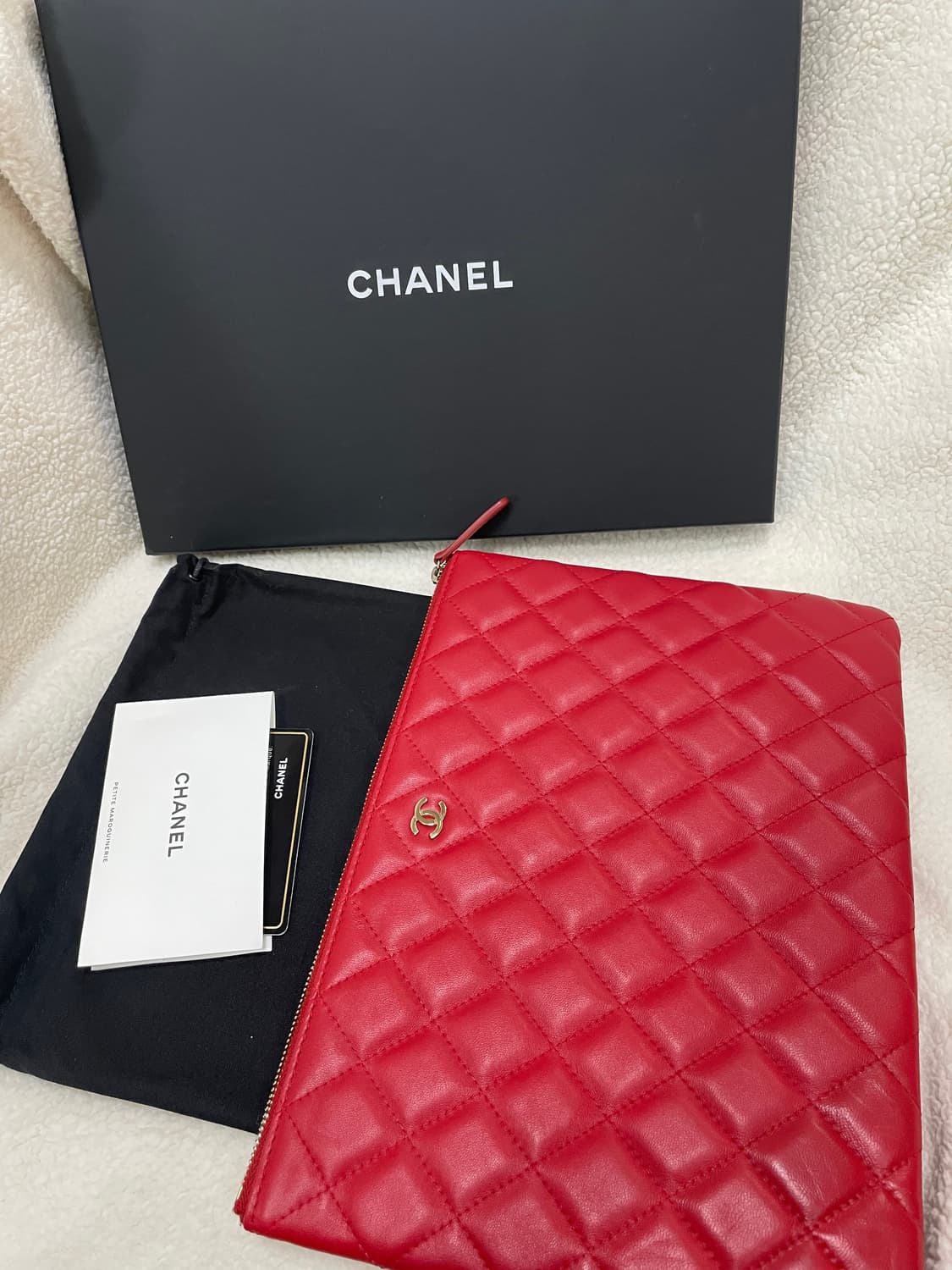 샤넬 램스킨 핫핑크 금장 미듐 클러치 상품이미지3