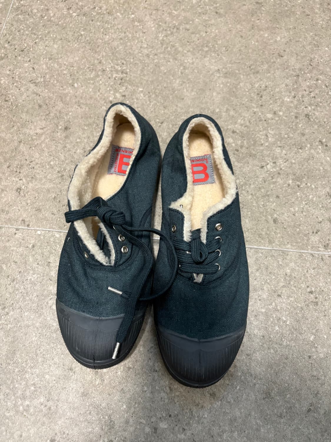 벤시몽 퍼 스니커즈  상품이미지2