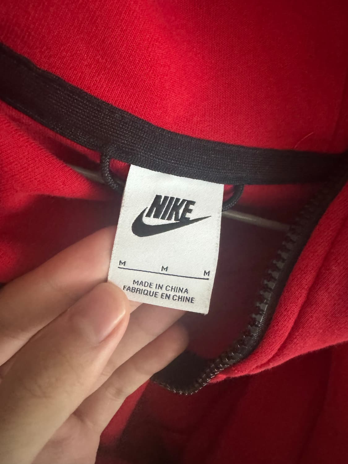 나이키 테크팩 레드 상품이미지2