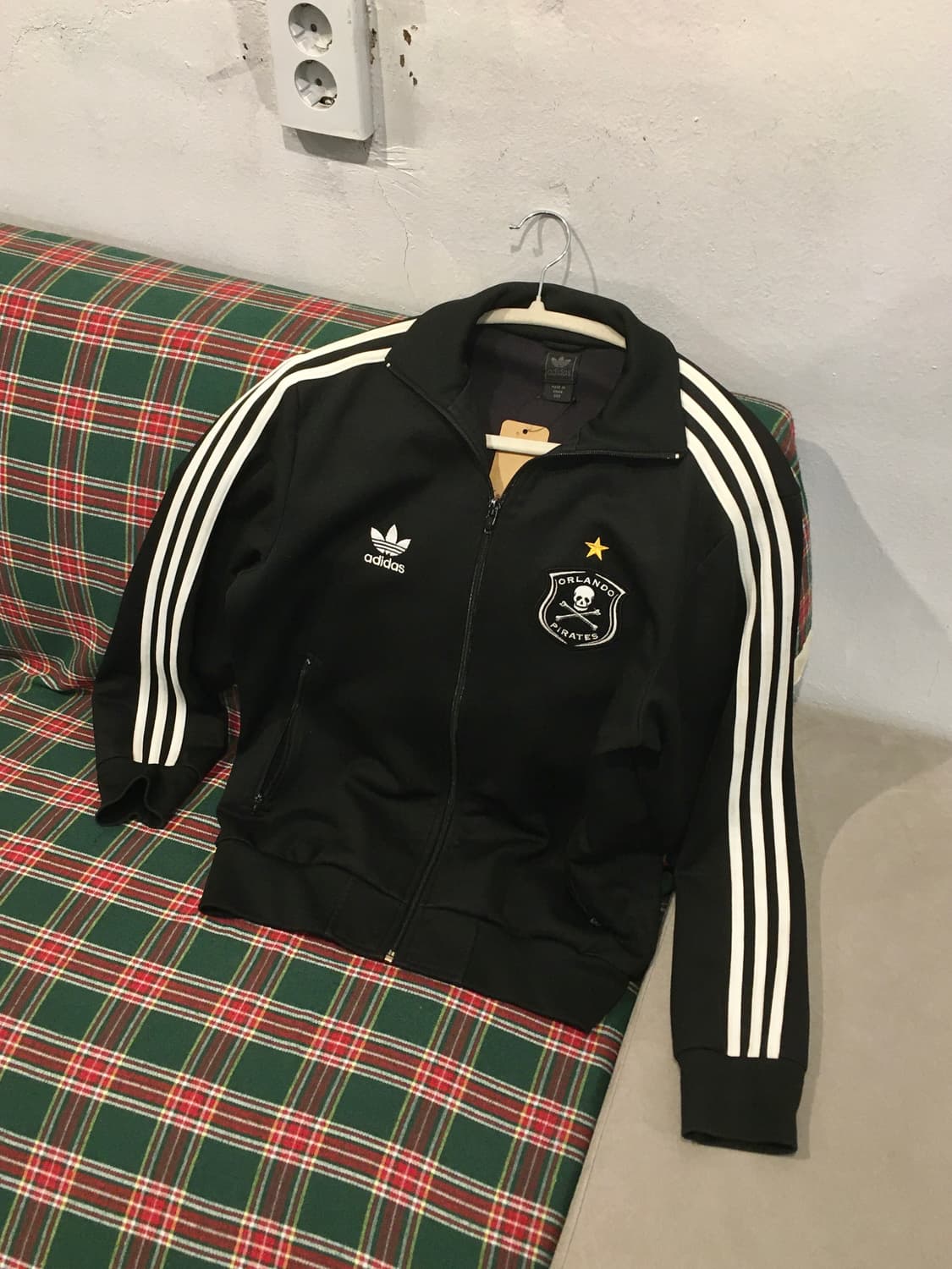 아디다스 올란도 파이리츠 트랙탑 상품이미지4