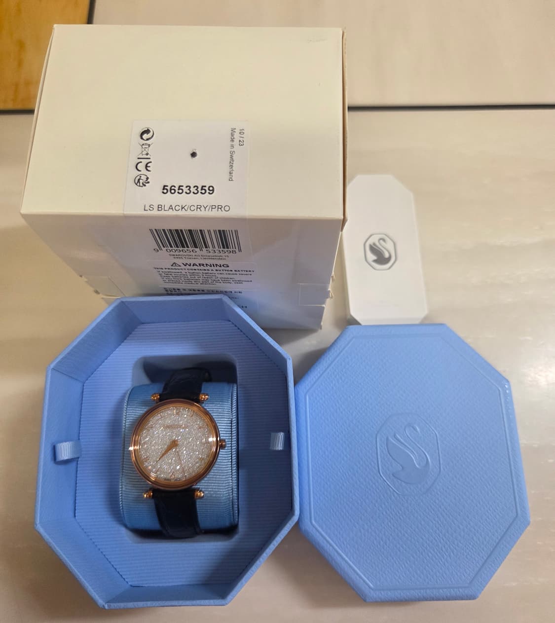 정가60만~새제품)스와로브스키 블랙 크리스탈린 시계 정품 상품이미지6