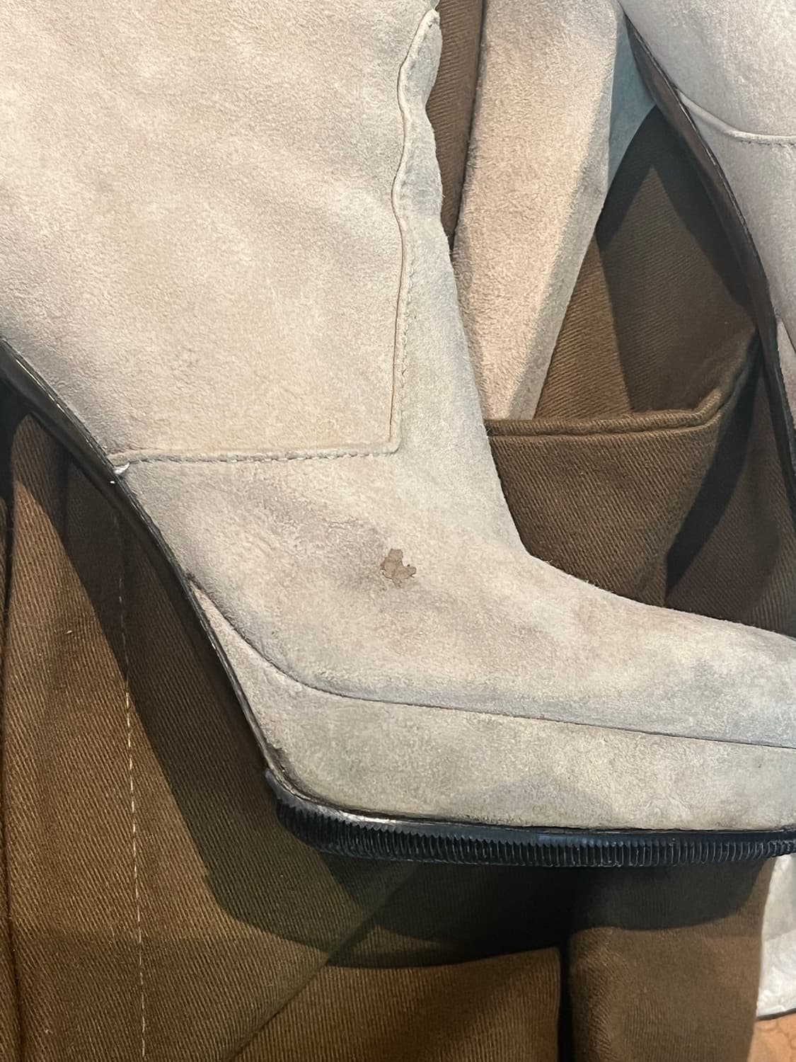 Gucci suede fur boots 상품이미지5