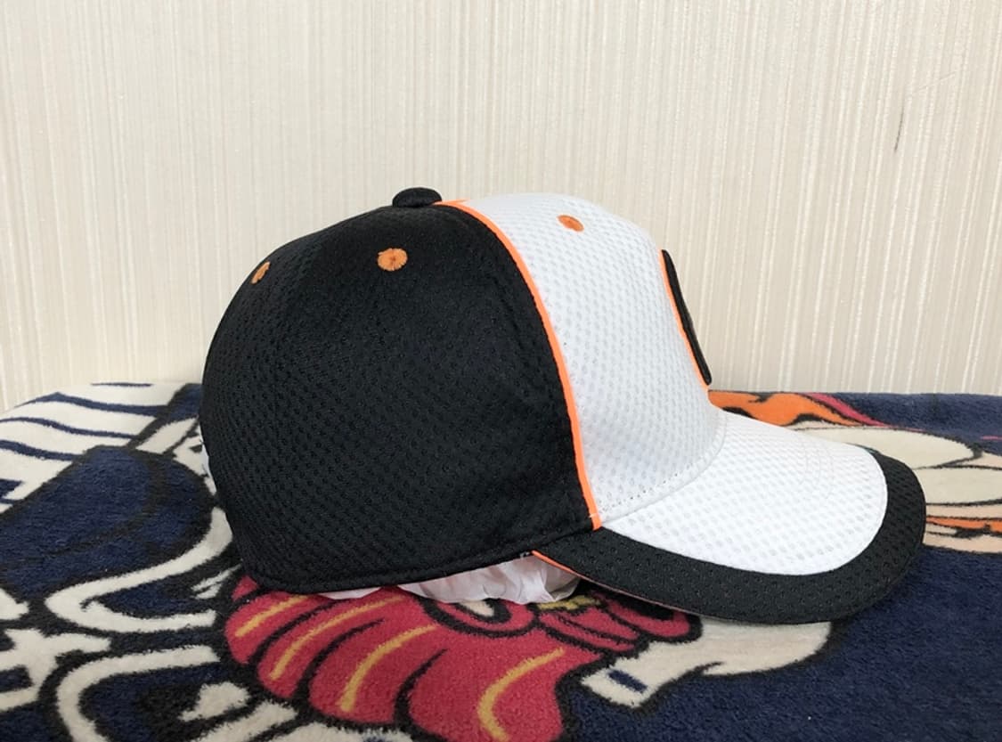  NPB 언더아머 요미우리자이언츠 2015 스프링캠프모자/켑(흰검) 상품이미지7