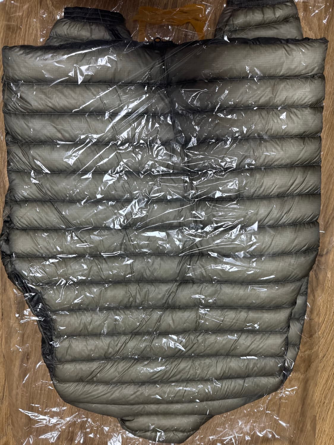 C.P Company d.d shell 패딩 팔아요 상품이미지2