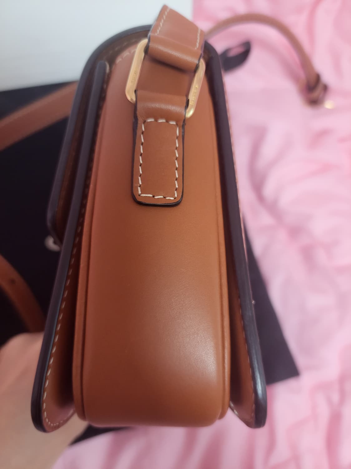 정급)급처상태좋음!셀린느 탠 트리옹프 캔버스 틴 크로스백 트리오페 가방 상품이미지5