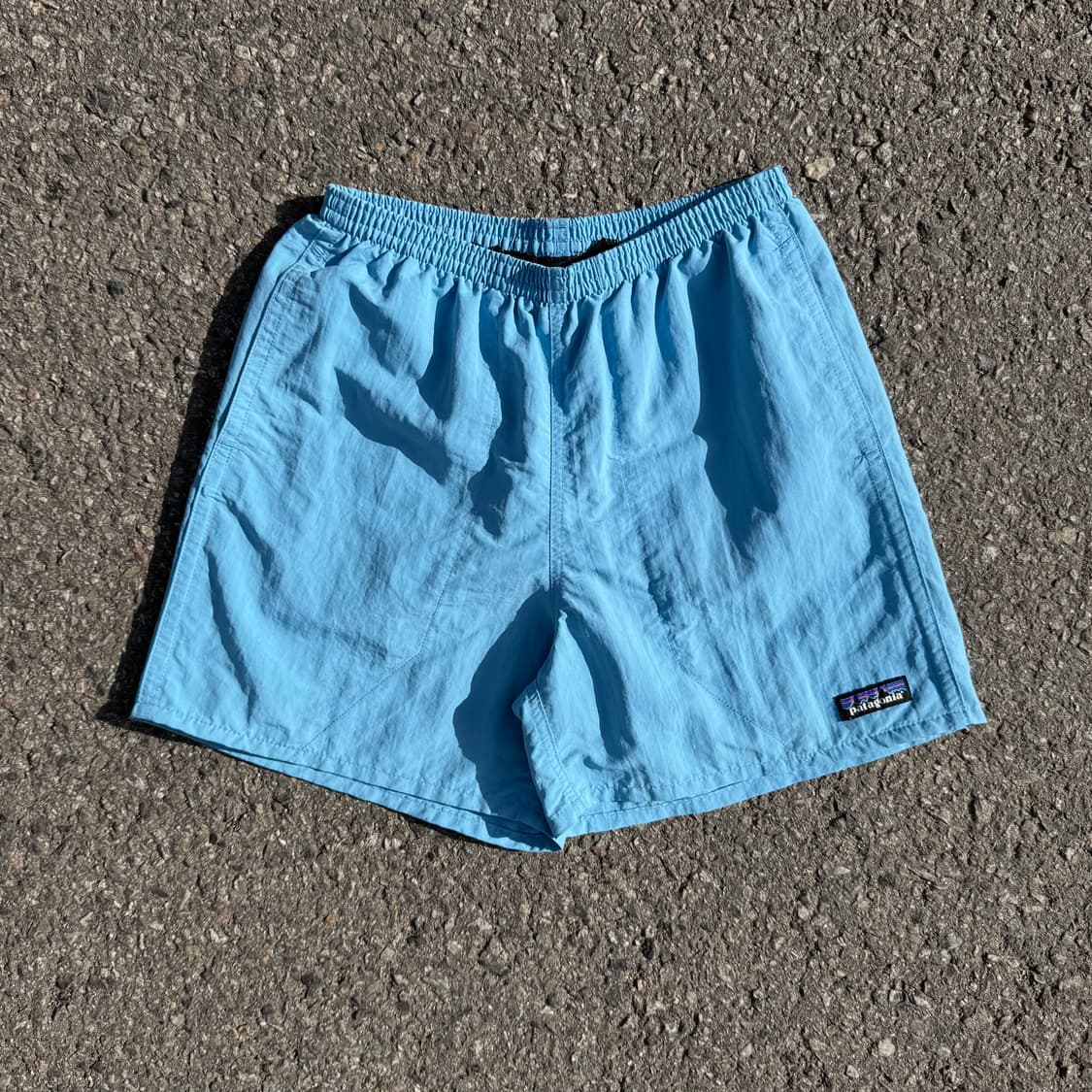 파타고니아 로고 배기스 반바지 상품이미지1