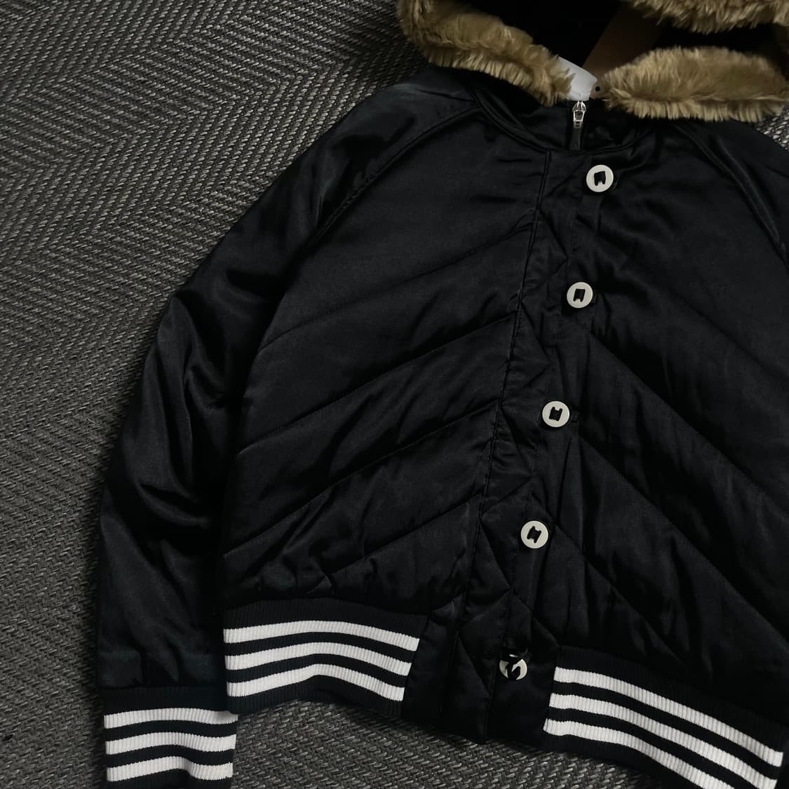 아디다스 y2k 크롭 퍼 패디드 후드 점퍼o 4826 상품이미지3