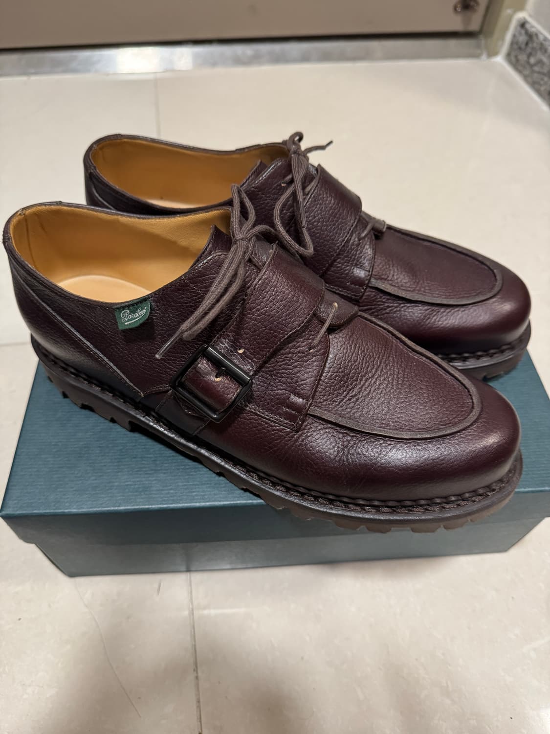 파라부트 x 엔지니어드가먼트 샴보드 팝니다. 상품이미지3