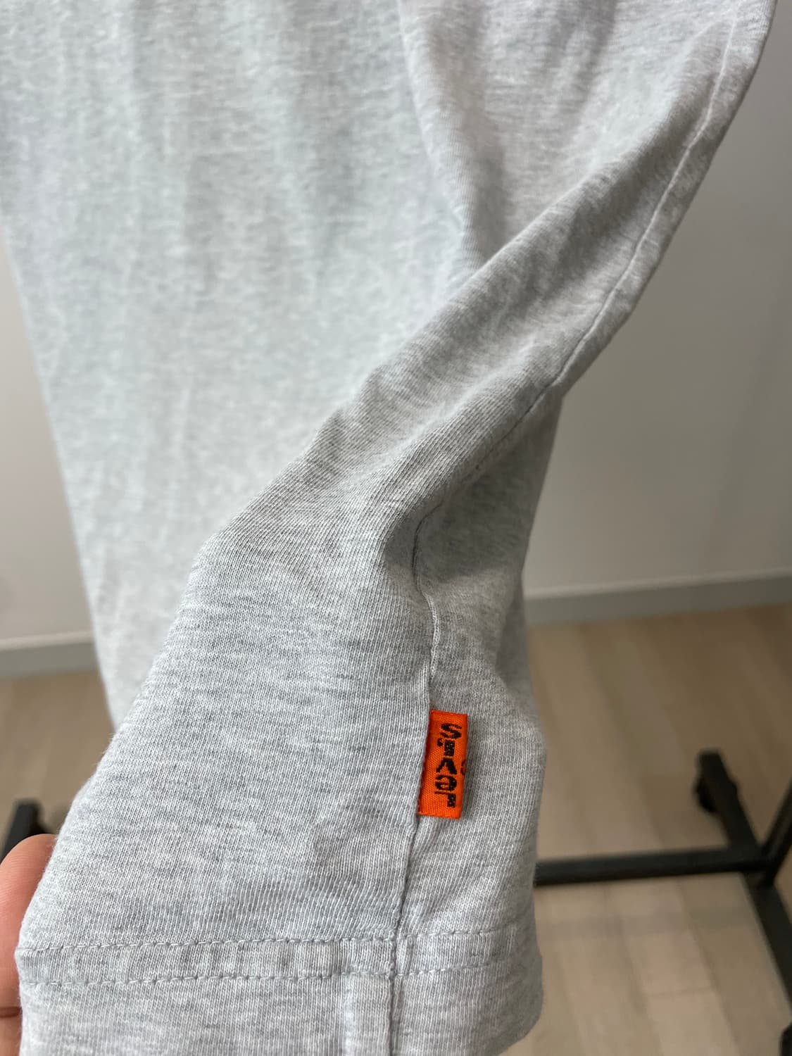 (XL) levis 리바이스 오렌지탭 그레이 반팔티 상품이미지4