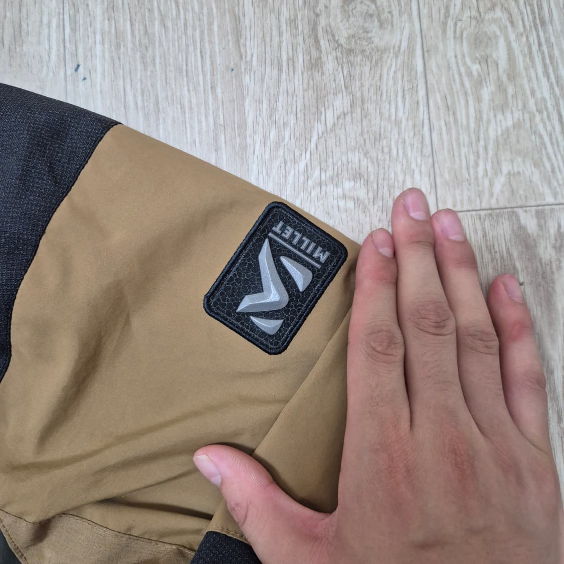 밀레 남성 아웃도어 기능성 바람막이 자켓 상품이미지4