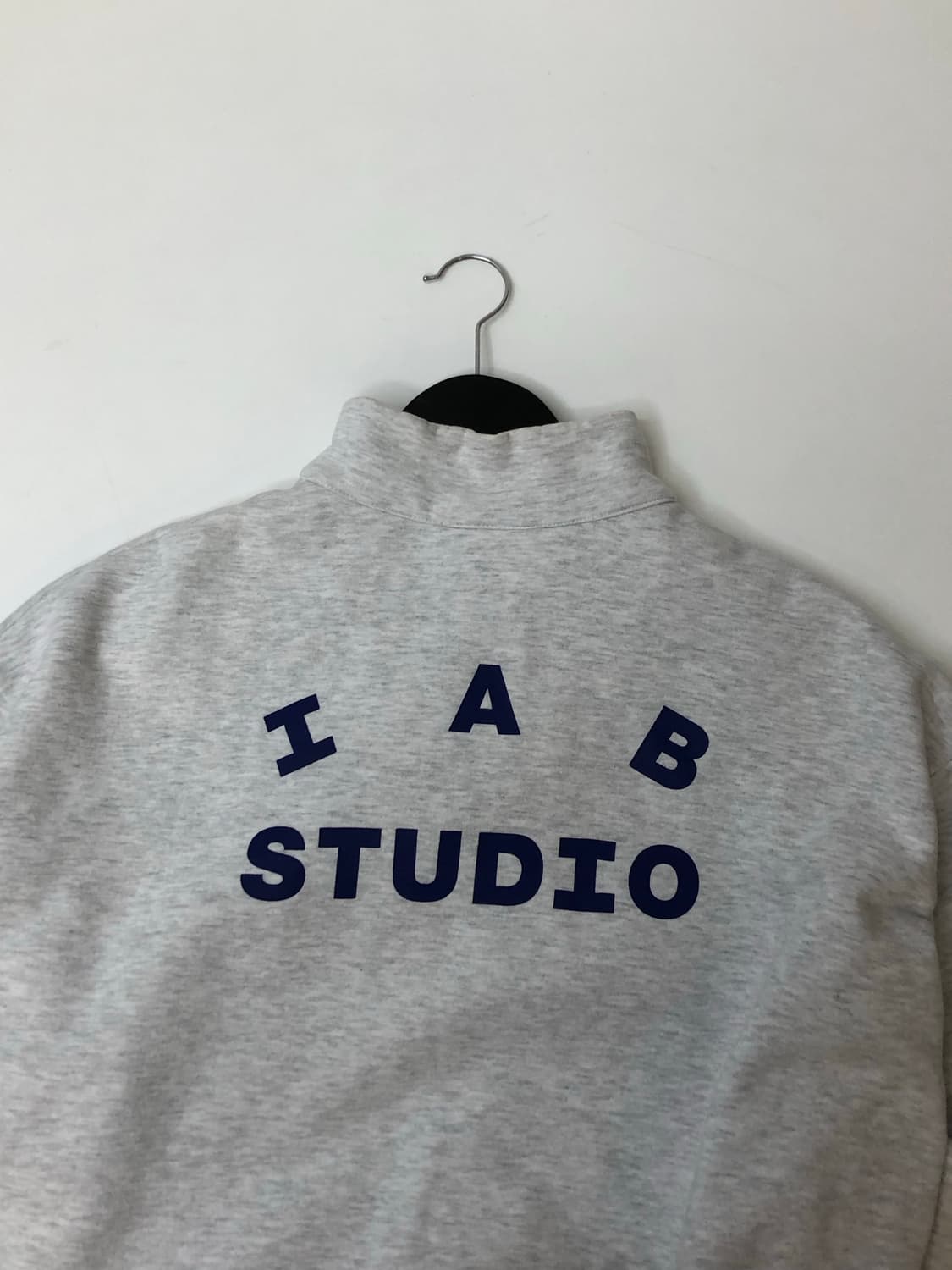 IAB Studio 아이앱 스튜디오 하프 집업 스웻셔츠 상품이미지6