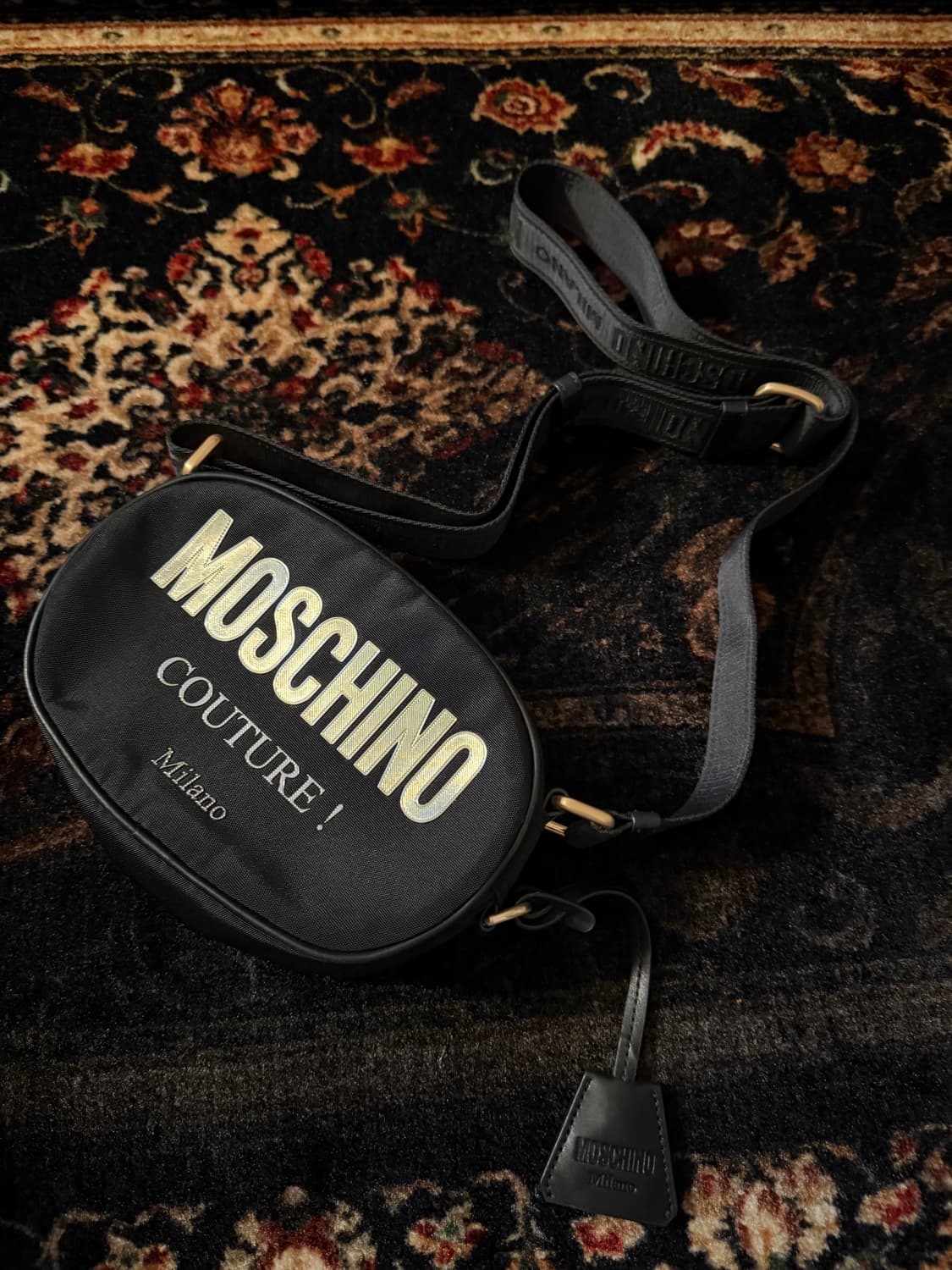 모스키노 크로스백 상품이미지4