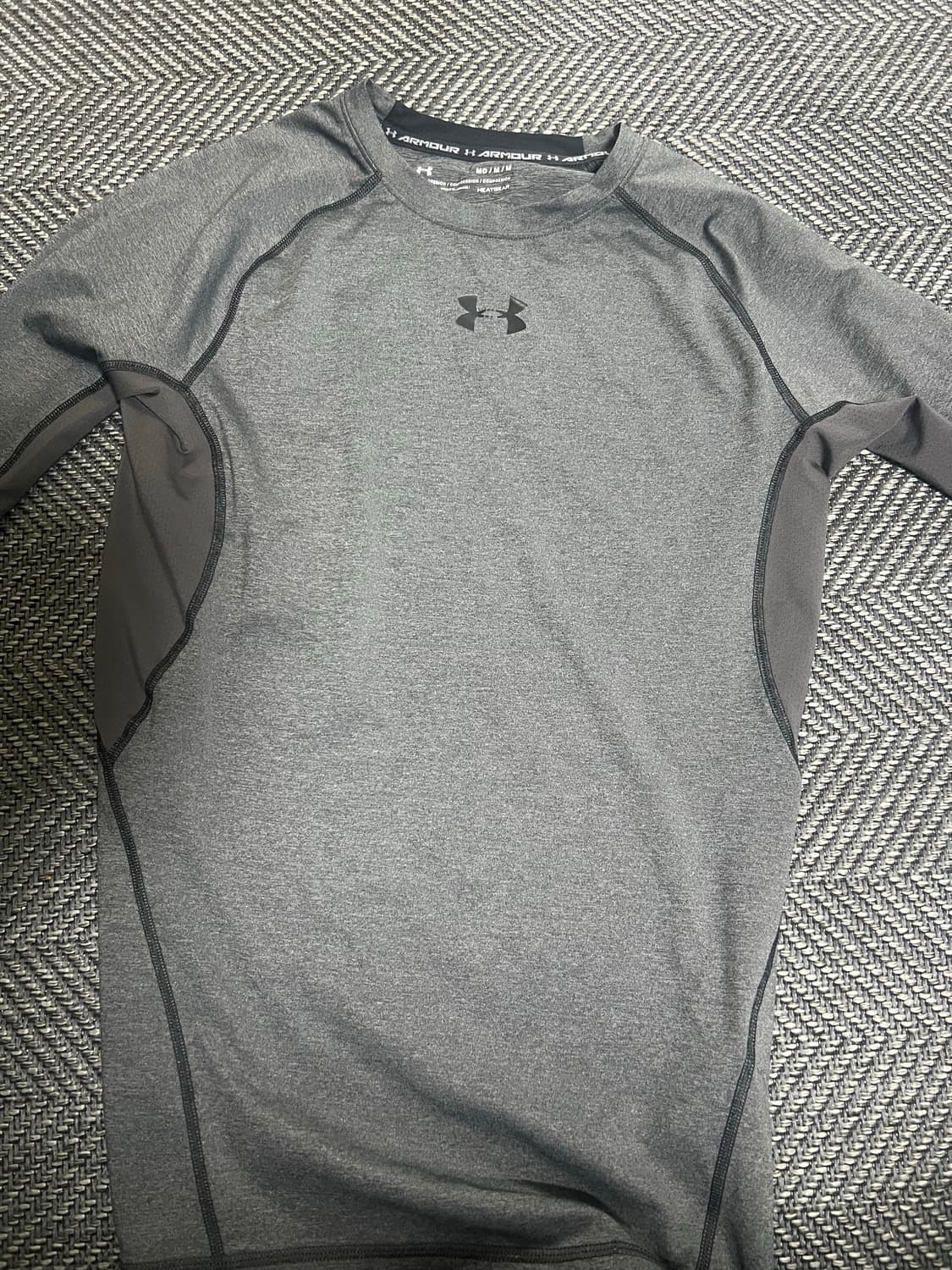 언더아머 컴프레션 m 태버착용 상품이미지2