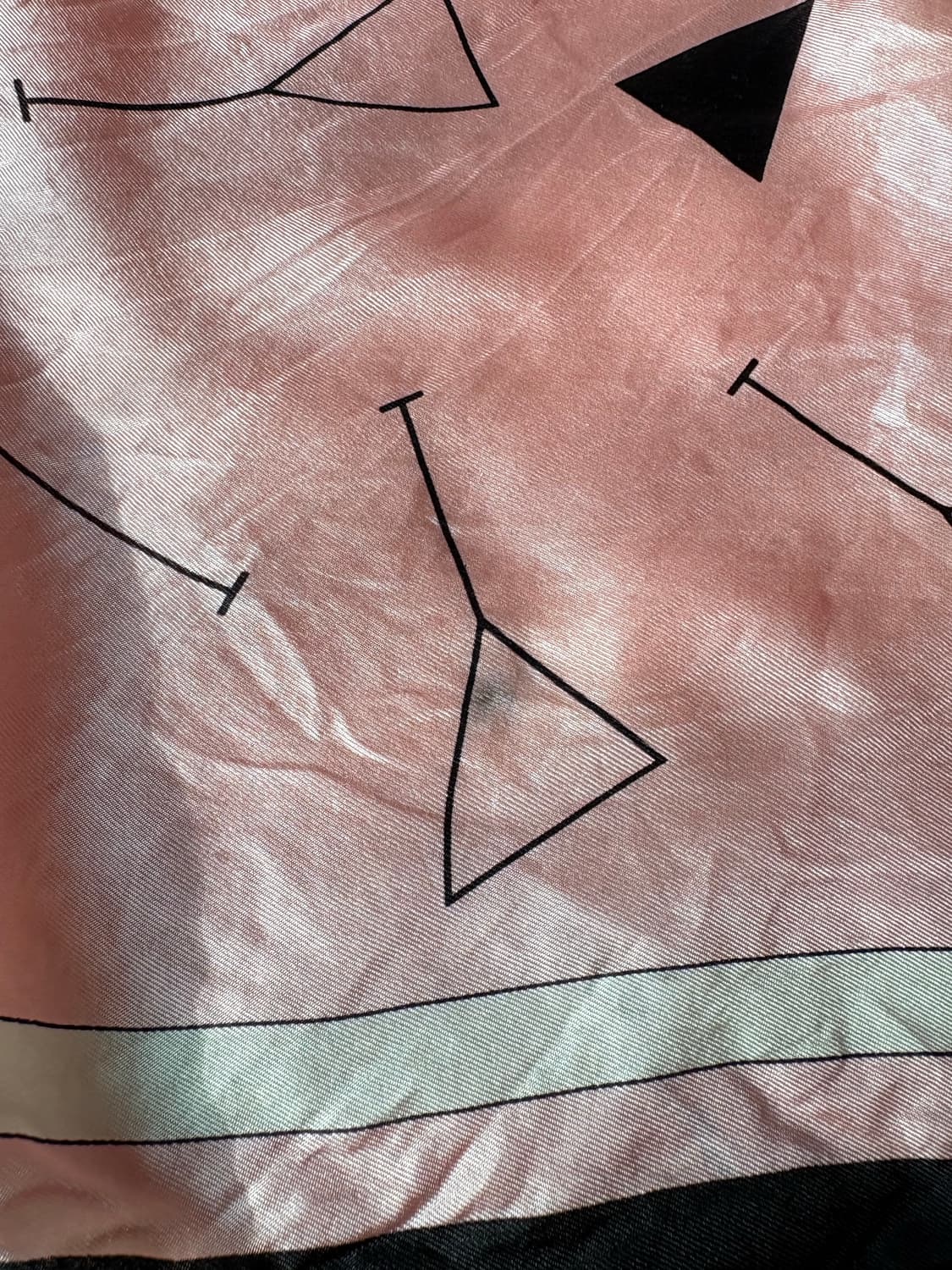 [빈티지 정품] 꾸레쥬 Courrèges 실크 칵테일 패턴 스카프 상품이미지5