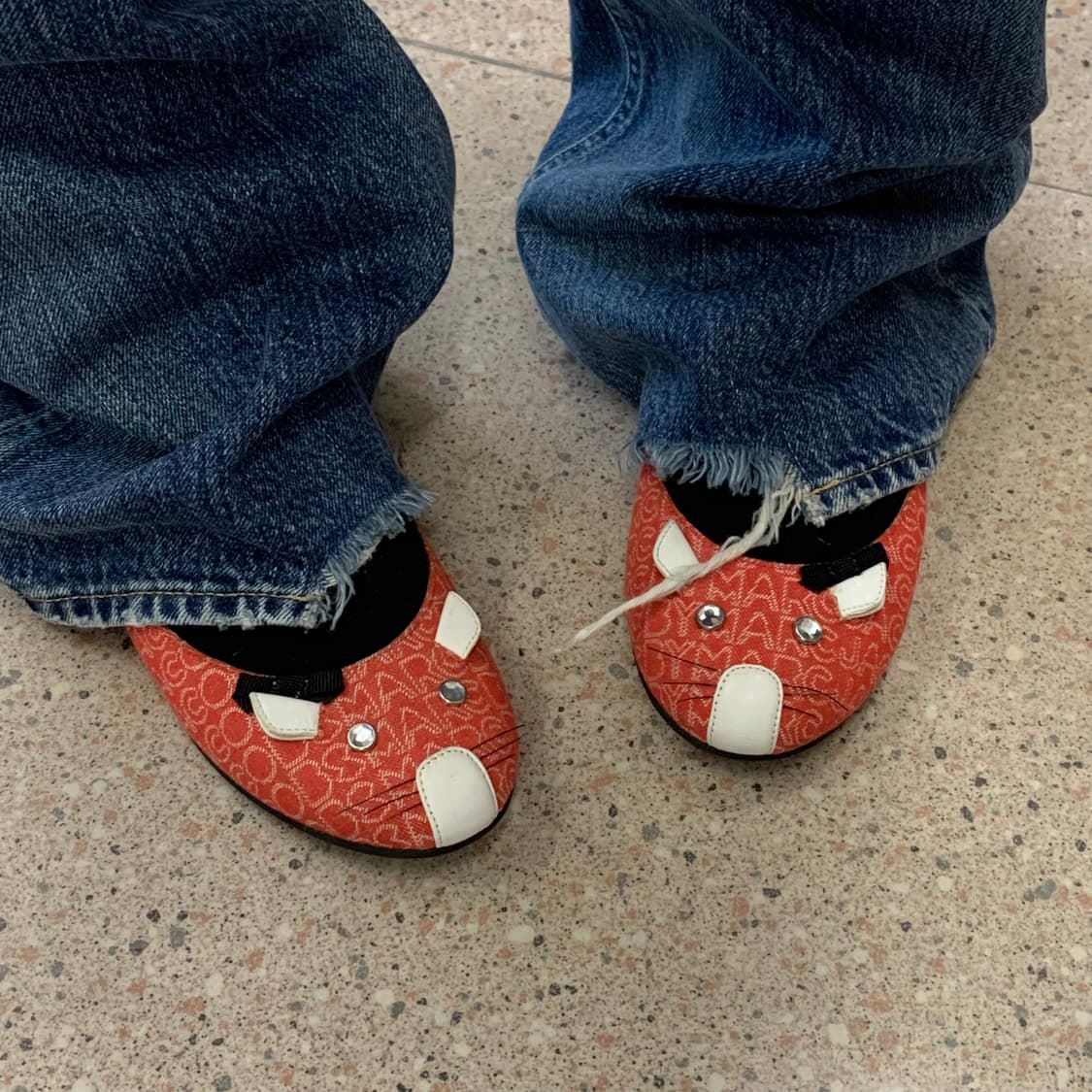 마크 바이 마크 제이콥스 레드 마우스 샌들 상품이미지1