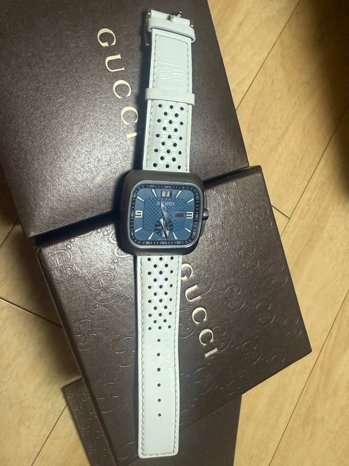 구찌 YA131304 시계 상품이미지1