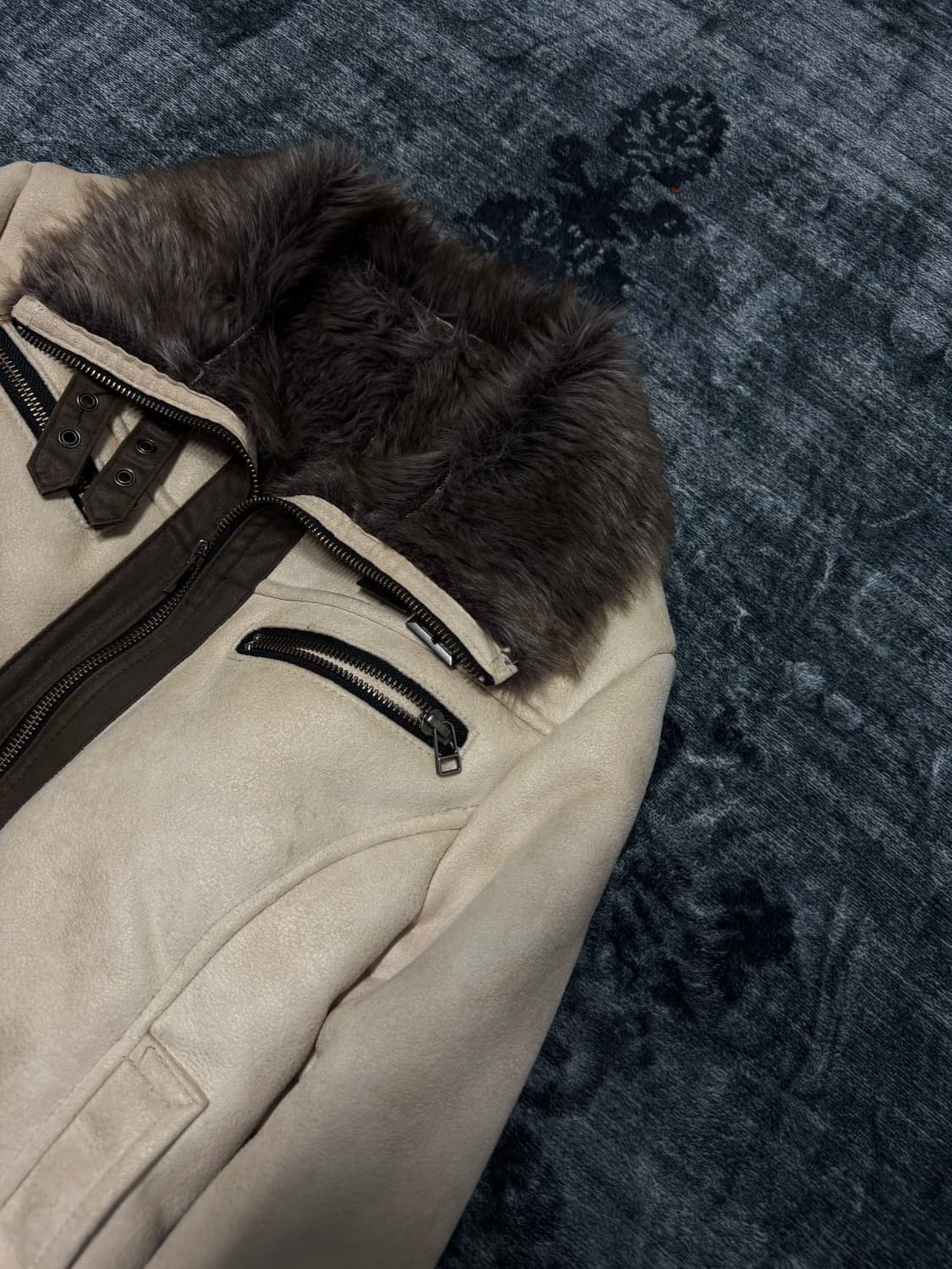 Edge rupert difference beige mouton fur  상품이미지3