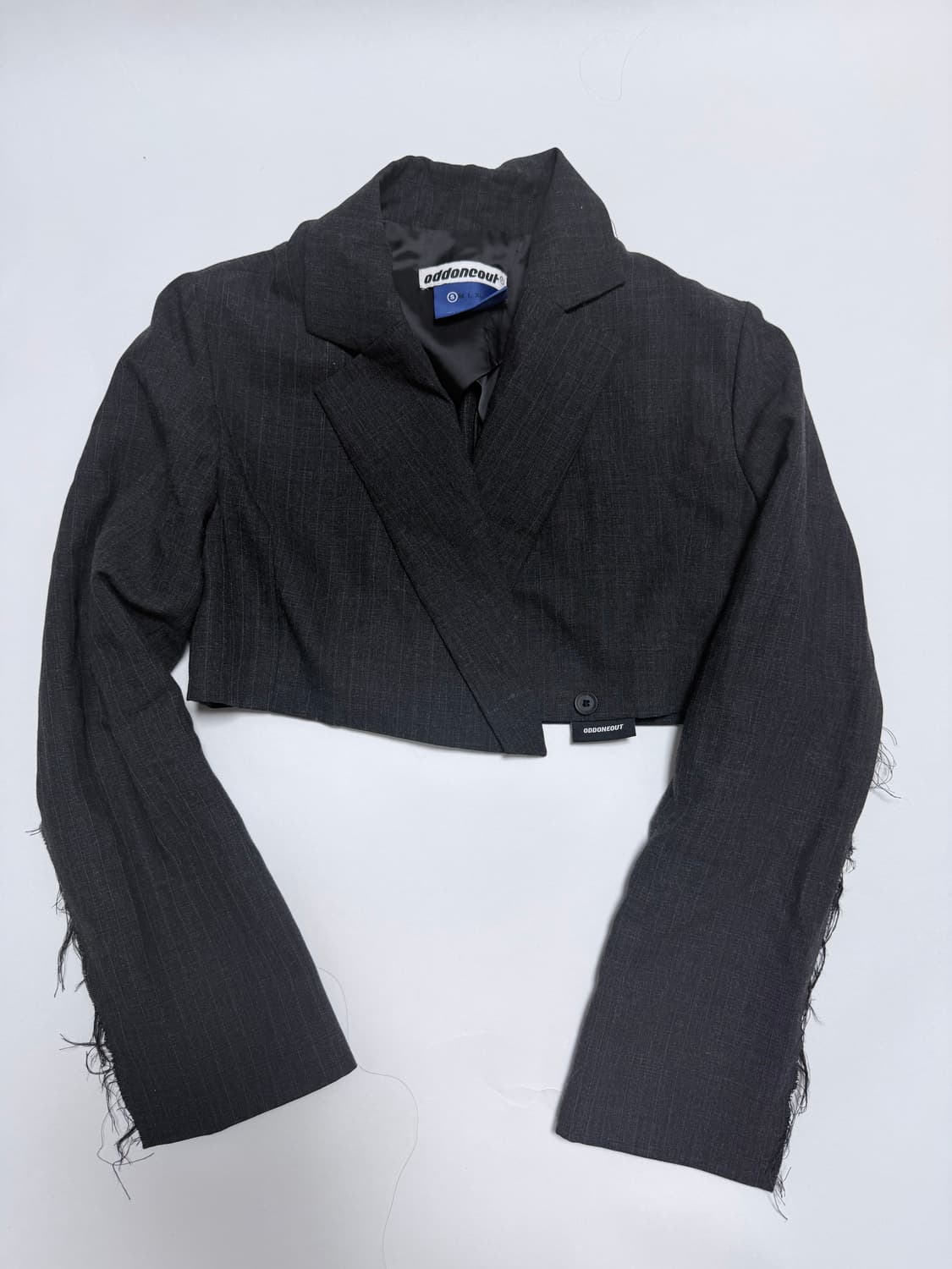 오드원아웃 크롭 데미지 자켓  상품이미지1