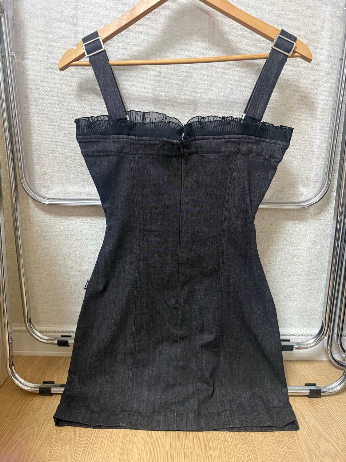 페인오어플레져 흑청 원피스 (트와이스 다현 착용) 상품이미지5