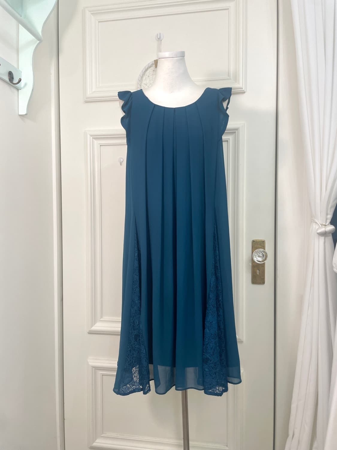 AXES FEMME blue green pleats lace back b 상품이미지1