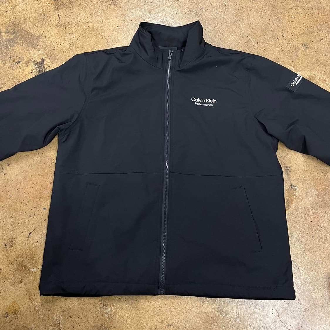 [정품/XL] 캘빈클라인 퍼포먼스 블랙 바람막이 상품이미지3