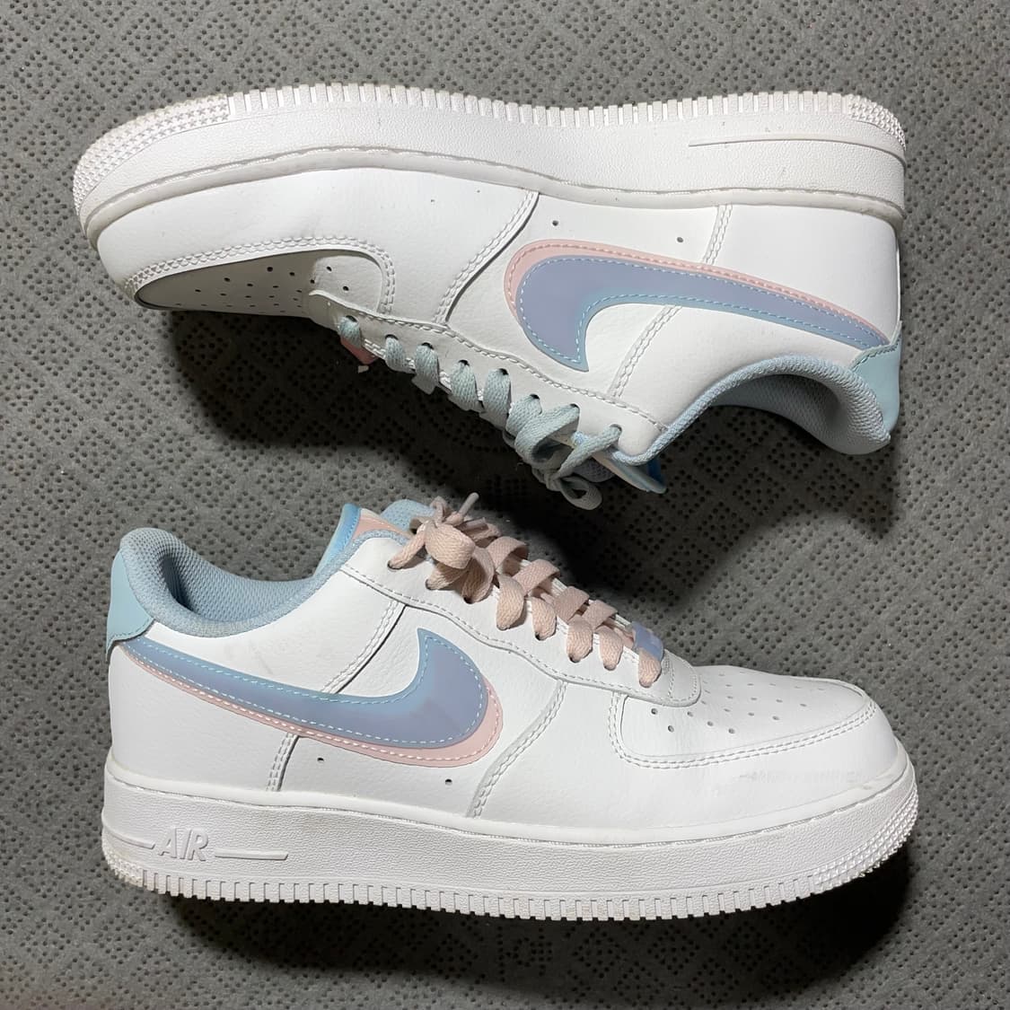 새상품급)나이키 에어포스1 LV8 더블스우시(260) 상품이미지1